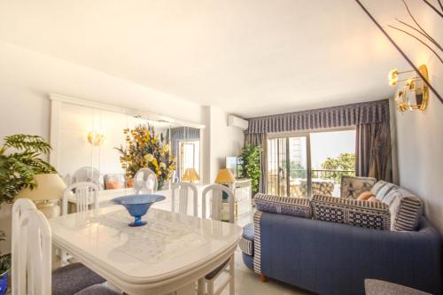 Erisa 28 By IVI Real Estate