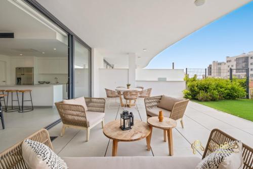 Apartment in Higuerón west with nice garden