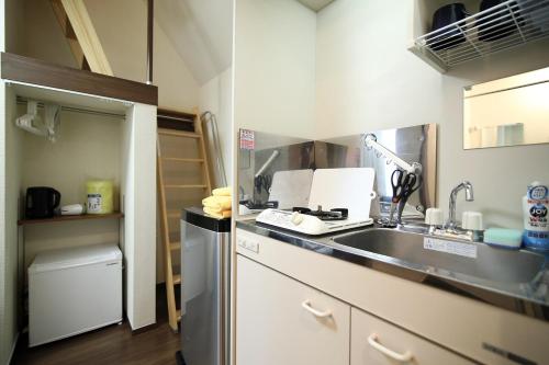 Central Shinjuku, Quiet Area, Close to Station, Room205
