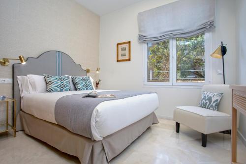Genteel Home Carlos V