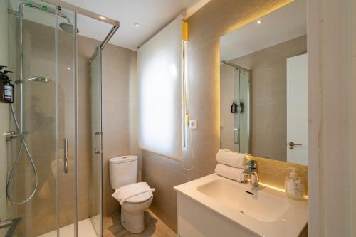 CB10 - Stylish Modern Apartment- 5-minute walk to Gran Vía