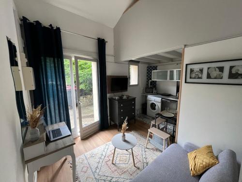 Studio COSY indépendant avec MEZZANINE - CALME à Gif-sur-Yvette