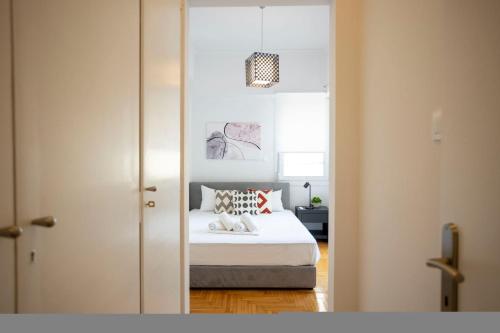 Elegant 3-Bedroom Retreat in the Heart of Kolonaki