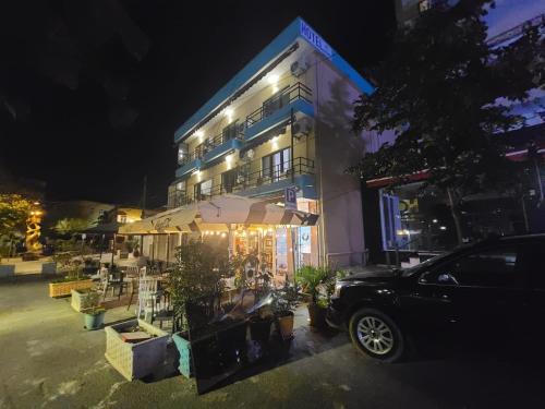 Budova, kde se hotel nachází