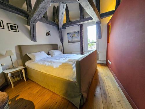 Robillard 3 - Séjour à Auxerre