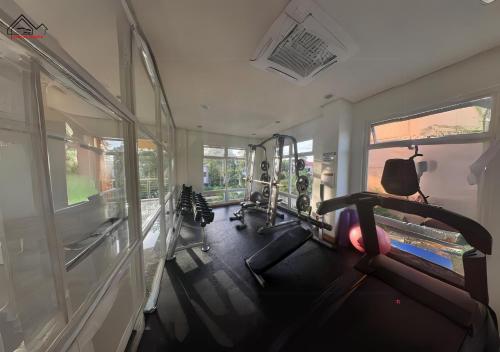 Fitness centrum a/nebo fitness zařízení v ubytování Family-Friendly Condo with Free Parking, Pool and Gym in Palawan - B2 7Beryl