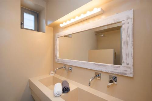 Gallery image of Rising Sun sea view Villa near the beach Paros in Molos Parou