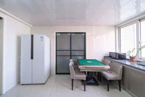 Φωτογραφία από το άλμπουμ του Shanghai Yidu Homestay-160m from People's Square subway station and close to the Bund σε Σαγκάη