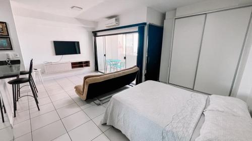 Ένα ή περισσότερα κρεβάτια σε δωμάτιο στο Flat Santorini 2412