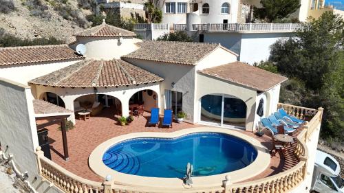 Kolam renang di atau dekat dengan CASA BELLE VUE sea view & private pool