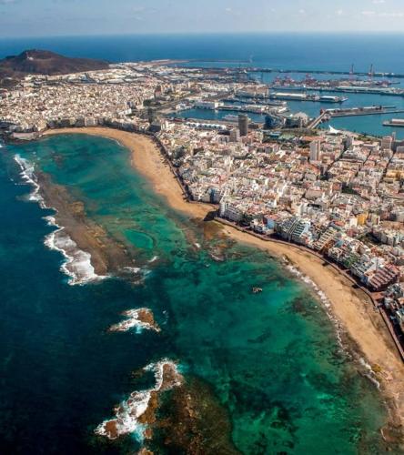 Modern & Quiet Apt near Las Canteras - WiFi 300MB