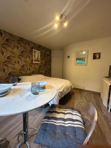 Superbe Studio Miromesnil Elysée