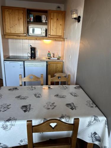 Appartement 6 personnes au coeur de la station Les Orres 1800m
