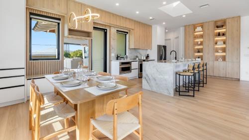 Η κουζίνα ή μικρή κουζίνα στο Costa Vida by Last Key Realty