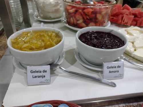 Jídlo v hotelu nebo okolí