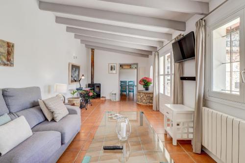 Majoran Family Finca with Pools, Jacuzzi and Gym in Pollença
