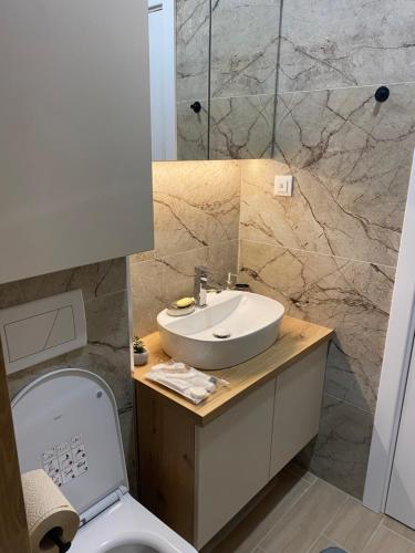 Ένα μπάνιο στο Magia Vido Apartment-President Kop A109