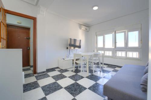 Apartamento Martínez Campos - Playa La Caleta