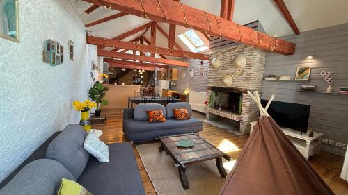 Cosy Eglantine 2 CH- Centre ville & Très Spacieux