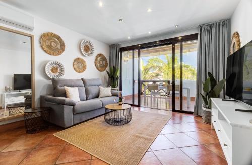 White Paradise by Olax Rentals
