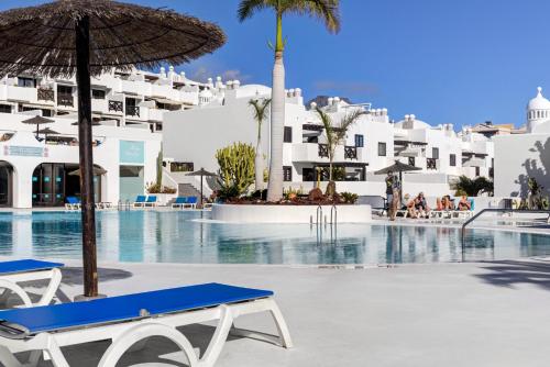 White Paradise by Olax Rentals