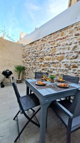 Spacieuce maison proche de Nausicaa, gare et remparts, 3 chambres, Free Parking, Netflix, Primes Video, Free Wifi