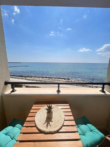 Infinity Blue Apartment-Complex Carpe Diem - FREE PARKING