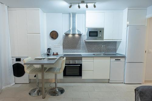 Modern & Quiet Apt near Las Canteras - WiFi 300MB