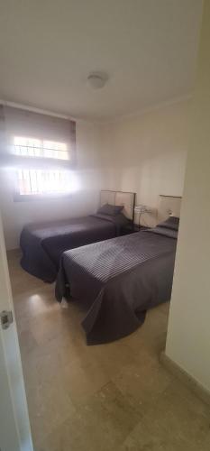 Luxury Two Bedroom Apartment in quiet neighborhood