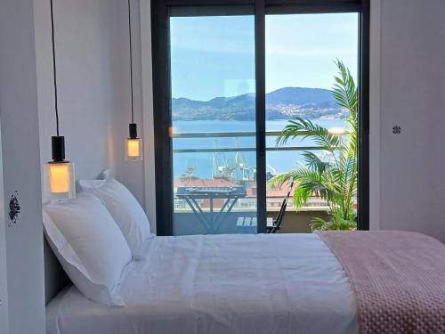 Atlantic flats Vigo free parking