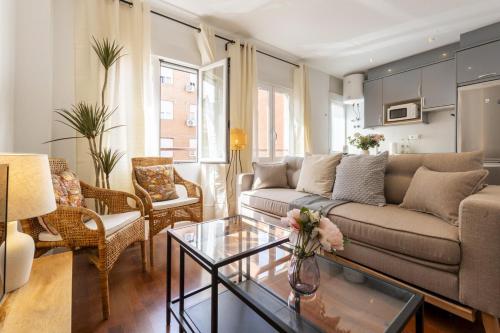 For You Rentals Acogedor Apartamento de 1 Dormitorio Madrid Temporal MAL72B