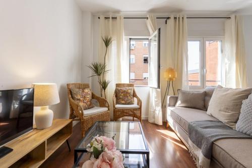 For You Rentals Acogedor Apartamento de 1 Dormitorio Madrid Temporal MAL72B