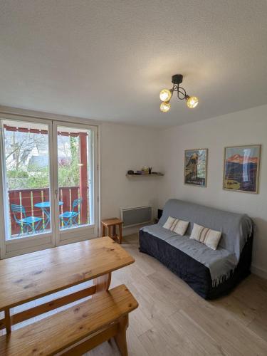 Charmant T2 wifi parking gratuit 4 personnes