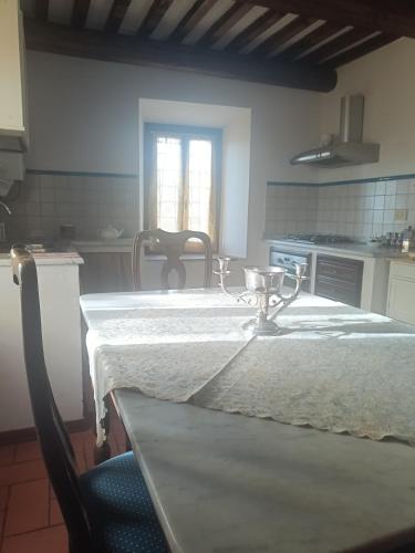 Agriturismo Cocòにあるキッチンまたは簡易キッチン