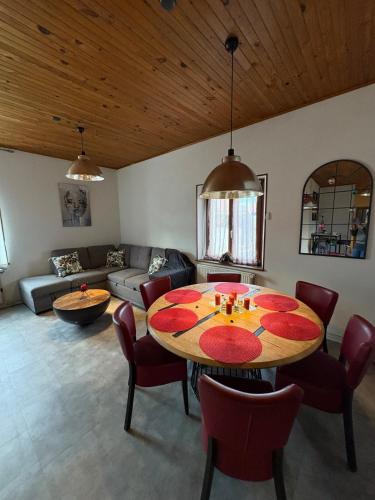 Horse House Calm and Nature near motorway and Basel