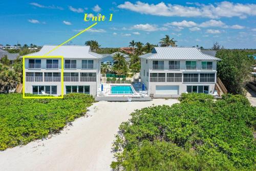 Kolam renang di atau dekat dengan Secluded gulf-front retreat with stunning ocean views - Sanibel Island GB#1
