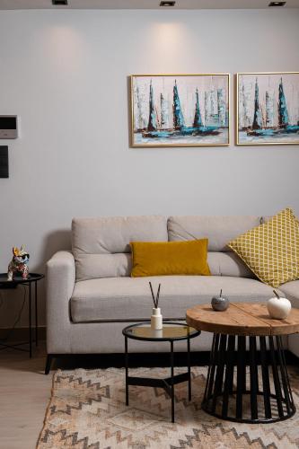 Glyfada Luxury Suite by First Class Properties
