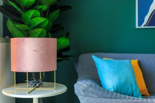 Χώρος καθιστικού στο AIOLOS Glyfada LUX Escape suite 6