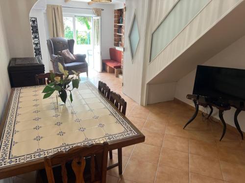 Cascais, T2 with great garden in Estoril, Livramento