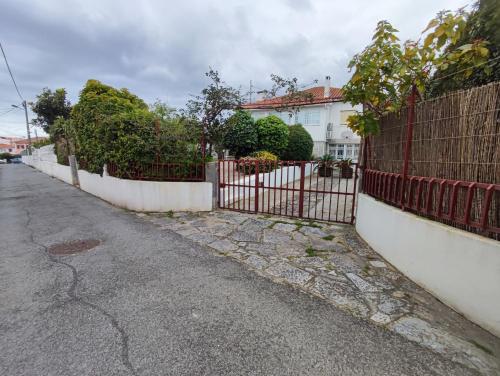Cascais, T2 with great garden in Estoril, Livramento
