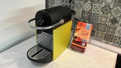 Příslušenství pro přípravu čaje a kávy v ubytování Local stay apartment