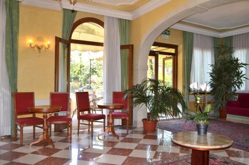 Hotel Villa Cipro Image