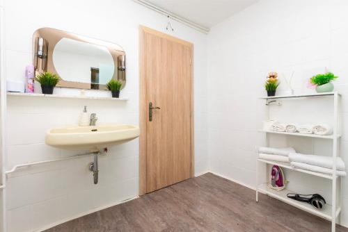 Koupelna v ubytování Apartments Zorica