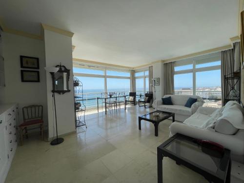 Apartamento La Roca Rental, 2 dormitorios con vistas al mar