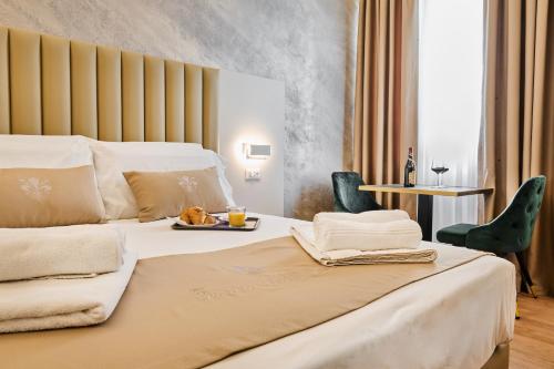 Florence Medali Rooms