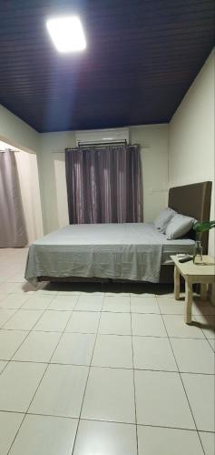 Gambar di galeri bagi Quarto privado em casa com piscina compartilhada e a 6 minutos do centro da cidade di Ciudad del Este