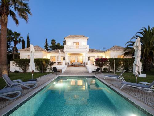 Romantic 3-bedroom villa near Carvoeiro
