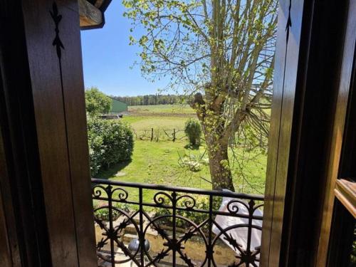 Κήπος έξω από το Évasion paisible en Touraine, gîte authentique avec jardin clos, proche forêt, idéal famille et amis - FR-1-381-321
