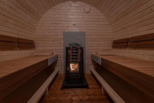 Φωτογραφία από το άλμπουμ του Tiny Wellness House in Heinkenszand with a private sauna, hottub, garden, airco, free wifi, boutique design and a luxury wellness experience σε heinkenszand