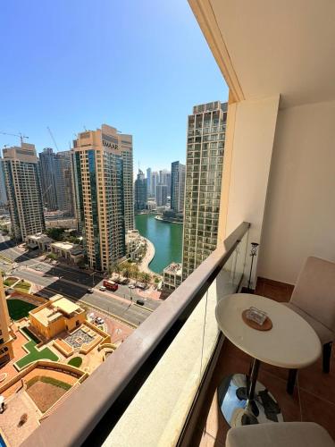 Μπαλκόνι ή βεράντα στο Horizon Rooms JBR